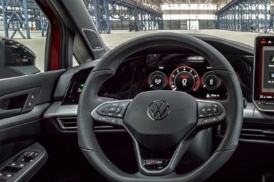 KRAJ ZA LEGENDARNI AUTOMOBILSKI BREND?: Volkswagen sprema drastičan potez, sudbina poznate marke visi o koncu!