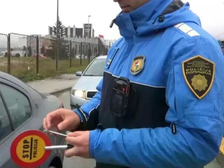 Počela primjena novog zakona u BiH: Osam vozača uhapšeno zbog “obijesne vožnje”