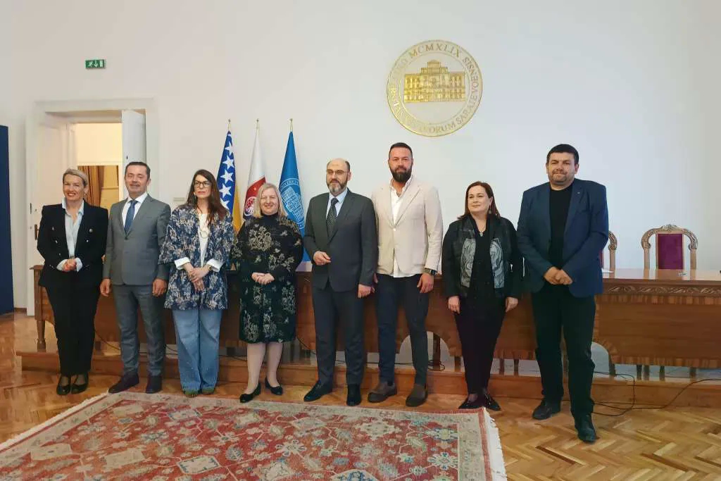 UNSA i Akademija scenskih umjetnosti potpisali sporazum o saradnji s četiri pozorišne institucije