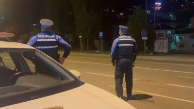 Vozio na ručno pravljenim tablicama, bio drogiran, a duguje više od 23.000 KM kazni!