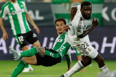 ŠAMAR ZA REAL MADRID: Betis izjednačio, pitanje je momenta kada će Barcelona osigurati naslov