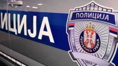Beograd: Pripadnici “vračarske grupe” uhapšeni usred tržnog centra, preuzeli 20.000 eura