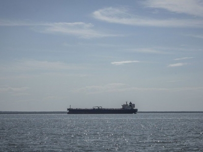 Tanker naletio na pomorske mine
