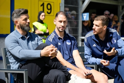 Schalke donio odluku oko sudbine Edina Džeke za novu sezonu, Dijamantu su sve jasno objasnili