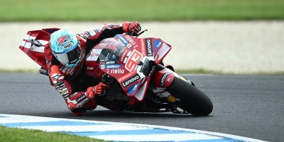 Marquez slavio na Phillip Islandu i preuzeo vodstvo, Martin slomio zglob nakon pada