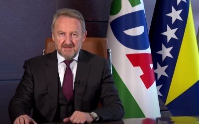 Izetbegović o stanju u državi: “Ako narod želi dobro ovoj zemlji, ova garnitura mora otići”