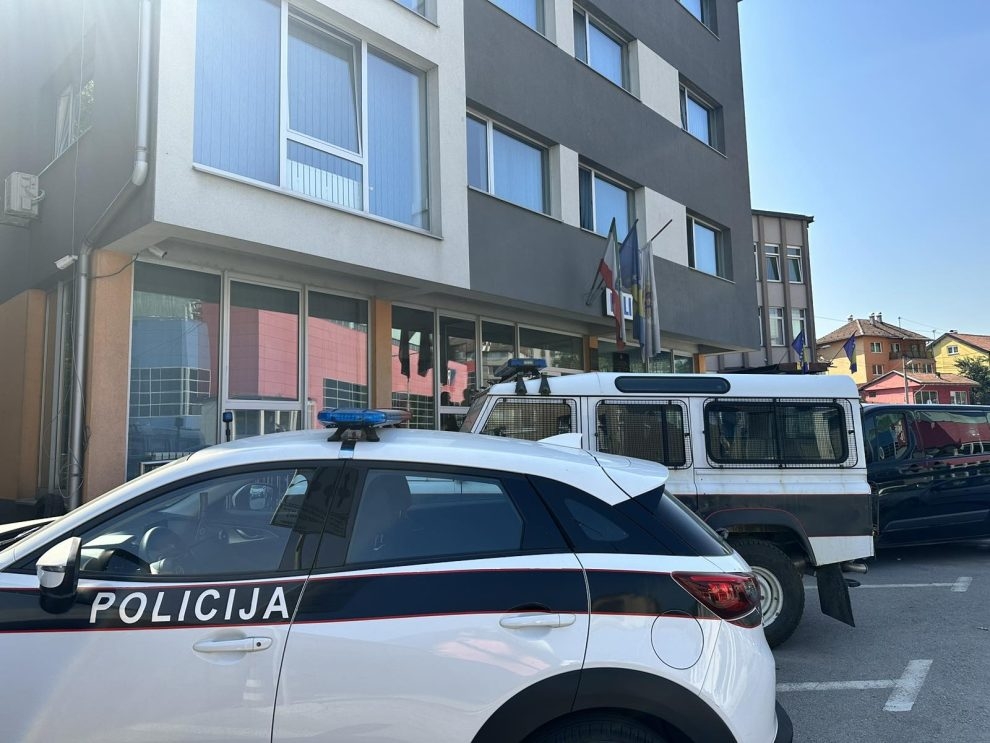 MUP ZDK demantuje glasine: Građani – vjerujte samo zvaničnim informacijama, mediji – poštujte standarde i odgovorno izvještavajte