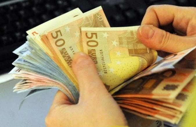 PREVARA TEŠKA 70.000 EVRA: Platili montažne kuće koje nikada nisu završene, policija traga za vlasnicima firme iz Srbije