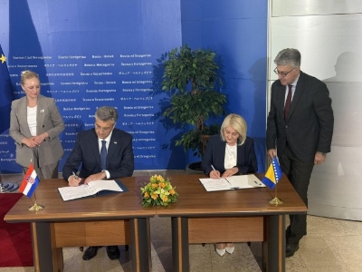 Krišto i Plenković potpisali Ugovor između BiH i Hrvatske o graničnim prelazima