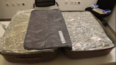 Španjolka uhapšena na aerodromu u Zagrebu: U koferu pronađeno skoro 15 kilograma marihuane