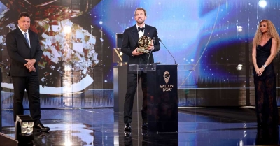 Zlatna lopta prvi put u rukama Harija Kejna, dominacija Španaca u ostalim kategorijama