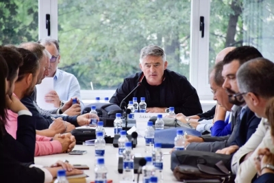 'UDAR NA USTAVNI POREDAK': Komšićeva DF optužuje da tajni sastanci krugova bliskih SDA i zvaničnika HDZ-a vraćaju na stol 'plutajući treći entitet'