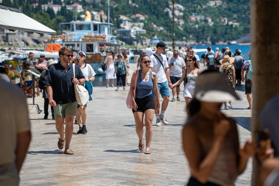 TURISTI NE ŠTEDE HRVATSKU: Ogorčeni cijenama u Dalmaciji, 'Sve je postalo luksuz, više ne prepoznajem...'