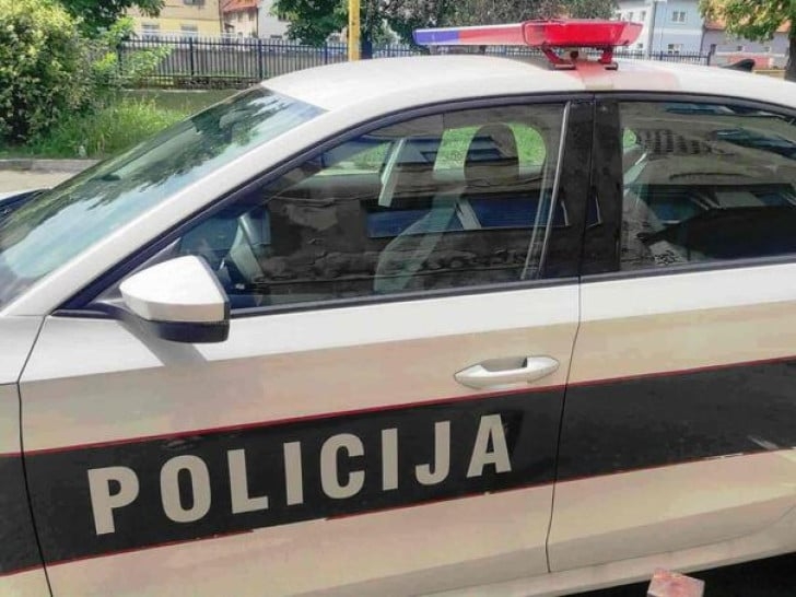 Pucnjava kod Banovića: Muškarac ubijen, žena ranjena
