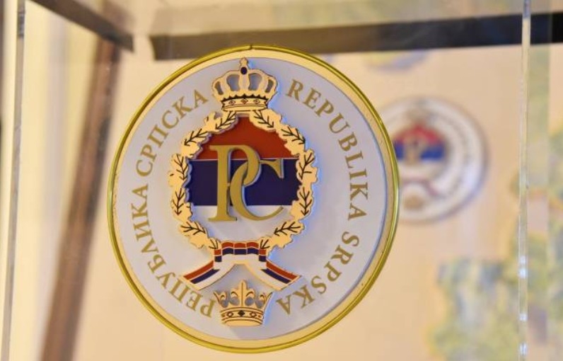 Htio postati ginekolog: Ministar u Vladi Republike Srpske pet godina bio taksista