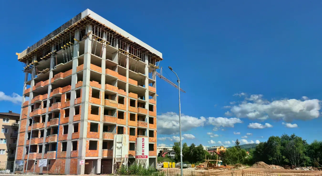 Квадрат стана 2.800 КМ, у току најинтензивнији циклус станоградње