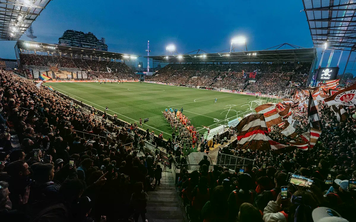 St. Pauli ostao bez pobjede: Vasilj primio gol u posljednjim minutama meča (VIDEO)