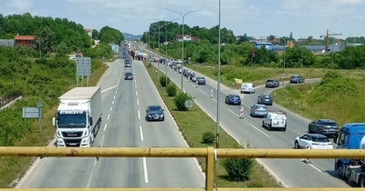 Na dionici brze ceste između Banjaluke i Laktaša kilometarske kolone