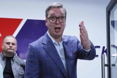 HAOTIČNO U VUČIĆEVIM REDOVIMA: Zaratila dva režimska medija u Srbiji, padaju TEŠKE OPTUŽBE... (VIDEO)