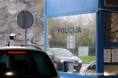 Vozač na hrvatskoj granici rekao da prevozi klime, carinici pronašli preko 200 tisuća tableta