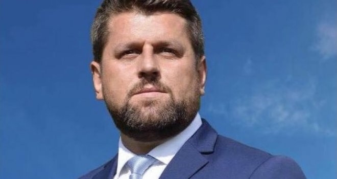 Duraković odgovorio Bildtu: BiH ne treba lekcije od onih koji su je ostavili bez zaštite