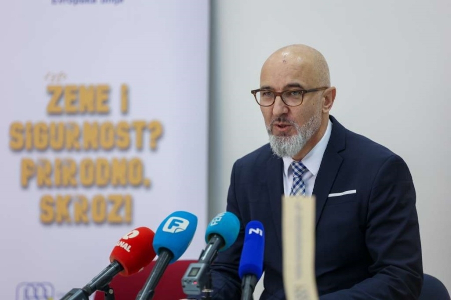 ARMIN KRŽALIĆ BEZ DLAKE NA JEZIKU: 'BiH je zagađena stranim uticajem, politička vlast od toga ušićari mandat ili interes'