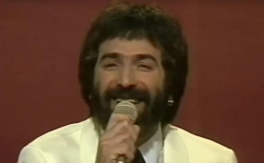 Bezvremenski hit Vajte i pjesma dana: "Srce pamti kad ga prevare, moja Azra to je najgore..."