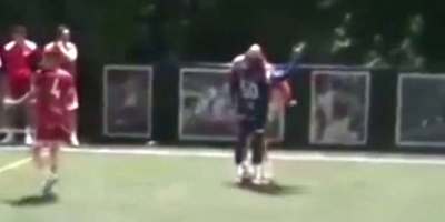 Hrvatski borac Marko Martinjak nokautirao bivšeg nogometaša Posušja, udario ga glavom pa pogodio loptom