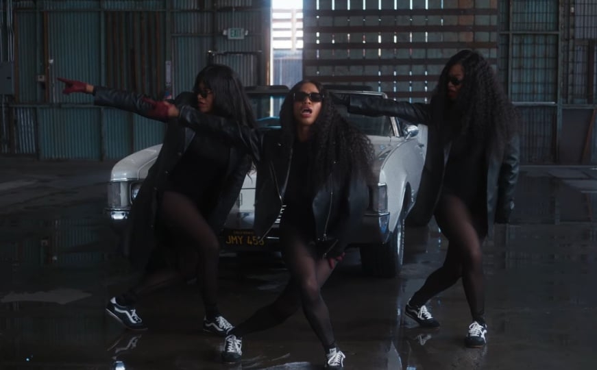 The Womack Sisters – Chauffeur