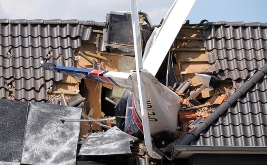 Mali avion pao na porodičnu kuću u Njemačkoj: Najmanje jedna osoba poginula