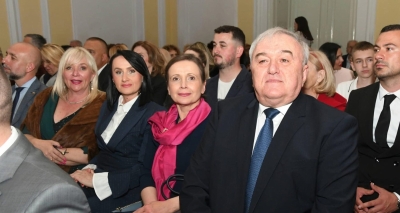 Umičević o proslavi Dana Grada: Zvanice niko ni da dočeka, stolice šatorske FOTO