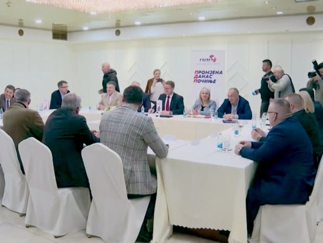 Raskolu opozicije ne nazire se kraj: U SDS-u sve otvoreniji sukob zbog neuspješnih pregovora sa Stanivukovićem (VIDEO)