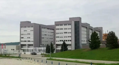 Малољетник повријеђен при паду са тротинета прикључен на апарат за механичку вентилацију