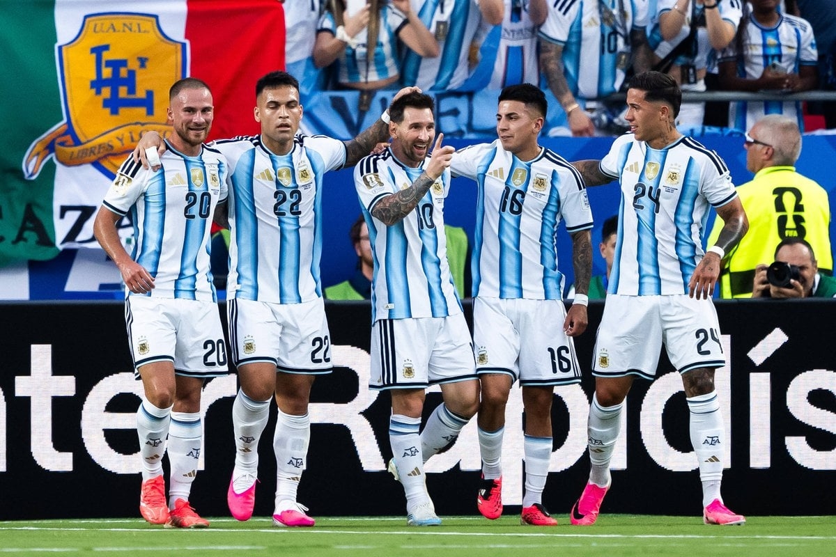 Argentina na krilima Messija razbila Alžir i krenula po odbranu titule