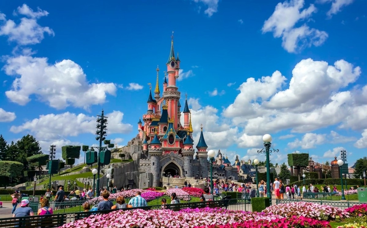 Disneyjevo viralno pravilo 3-2-1: Jednima olakšava odmor, drugima ga komplikuje