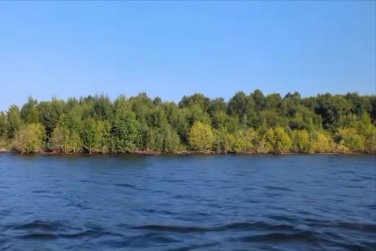 Misteriozno ostrvo koje je nestalo u jezeru ponovo isplivalo (FOTO, VIDEO)
