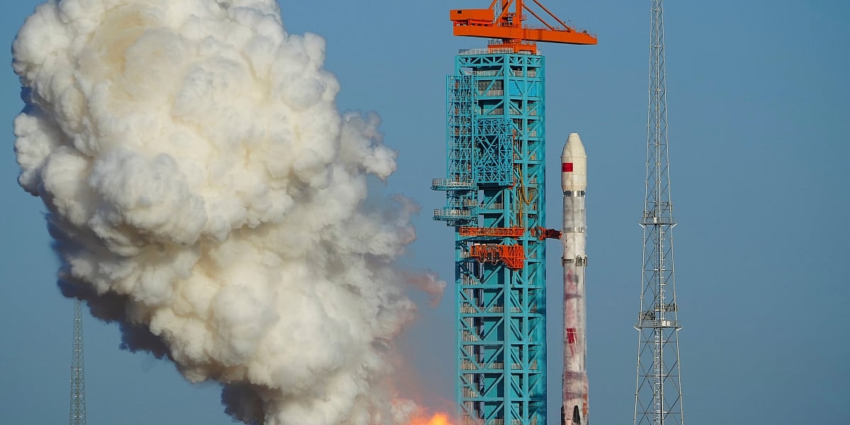 Kina prvi put na kopno uspješno vratila prvi stepen rakete Zhuque-3