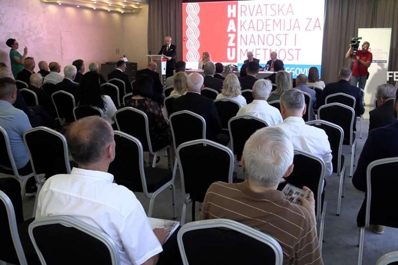Predstavljanjem knjige Dragana Čovića i Valentine Marinčić počinju Dani HAZU-a u BiH
