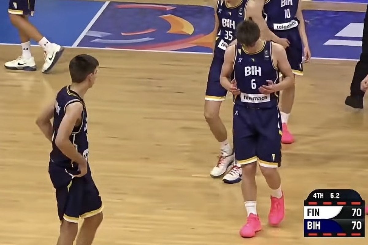 Kadet koji je donio pobjedu oduševio BiH potezom prije trojke: Proučio Fatihu, pa postao junak
