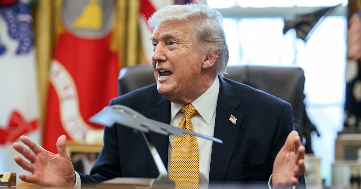 Trump: Nazvali su me iz NATO-a. Rekao sam im da se drže podalje