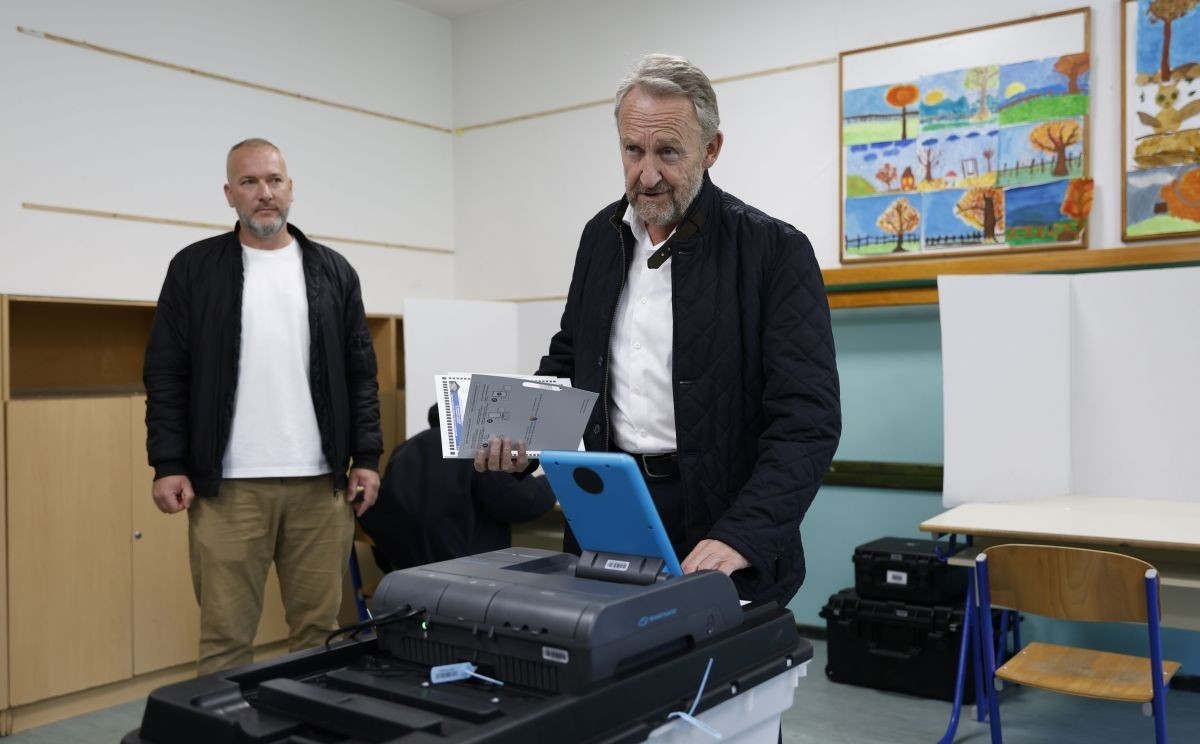 Izetbegović: Mislim da ljudi ne trebaju eksperimentisati, već ići na provjereno