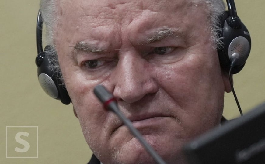 Savez kolumnista | Gruhonjić: Ako Srbija nije učestvovala u ratu u BiH, zašto danas slavi Mladića?