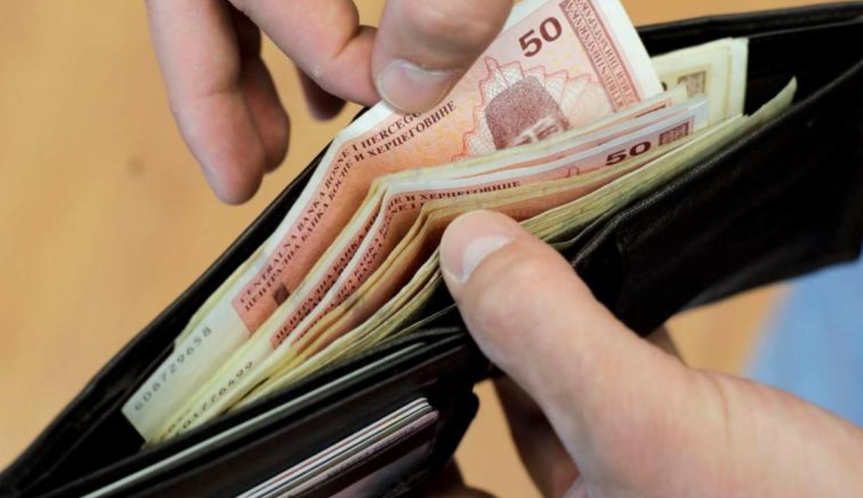 Predložena jednokratna pomoć od 200 KM za domaćinstva: Objavljeno i na šta bi građani mogli utrošiti vaučere