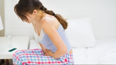 Toplotni val može pogoršati menstruaciju: Evo zašto su grčevi i umor ljeti izraženiji