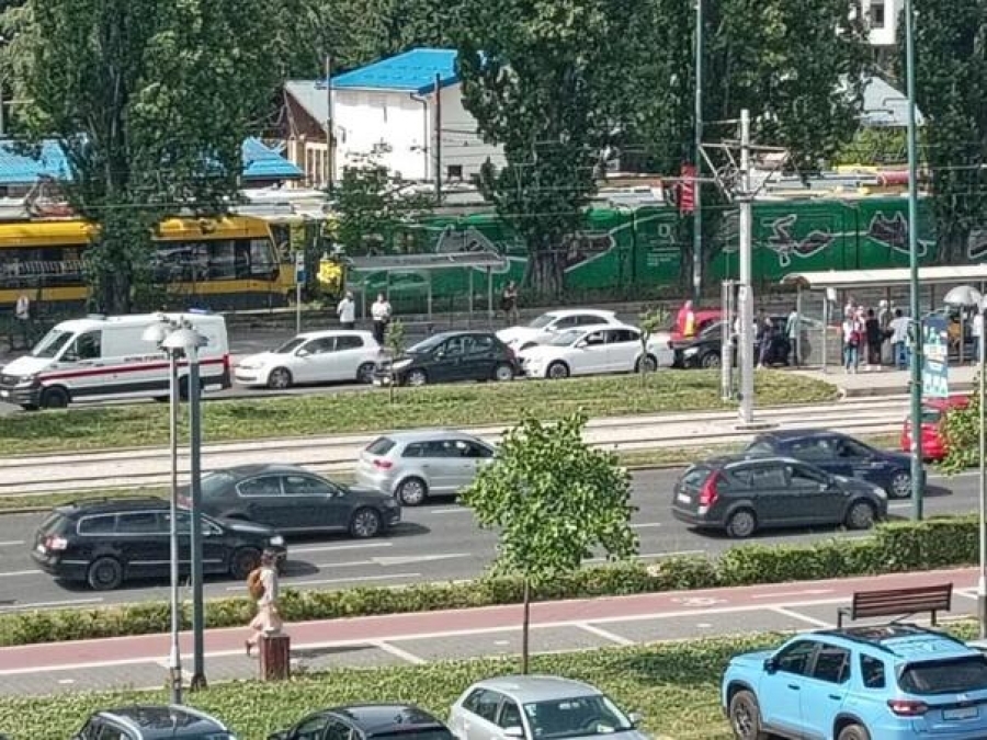 LANČANI SUDAR U SARAJEVU: Otežan saobraćaj prema Ilidži