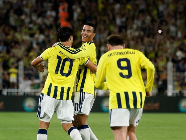 Talisca i Greenwood donijeli Fenerbahčeu veliku pobjedu protiv Sturma