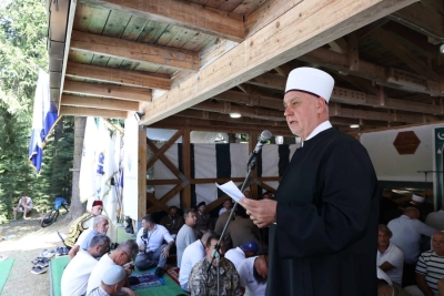 REISUL-ULEMA HUSEIN-EF. KAVAZOVIĆ NA IGMANU: Dvije su bolesti pogubne za naš narod