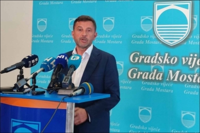 BURNO NA PRESS KONFERENCIJI: Kordić izbjegavao odgovore na pitanja novinara (VIDEO)