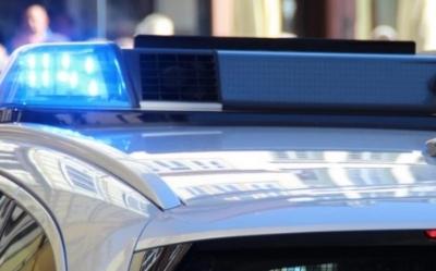 (VIDEO) Djecu ostavio u automobilu u kojem je bilo blizu 50 stepeni: Žena pozvala pomoć, isplivao jeziv snimak spasavanja mališana