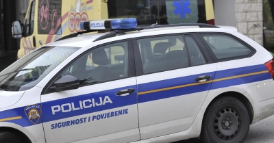 ŠOKANTNO Dvogodišnje dijete umrlo od opekotina zadobivenih tokom kupanja, policija uhitila roditelje